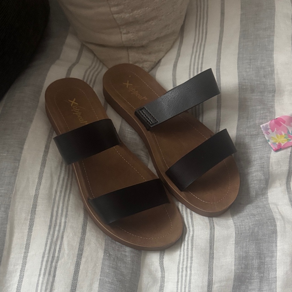 Women's Black Sandals